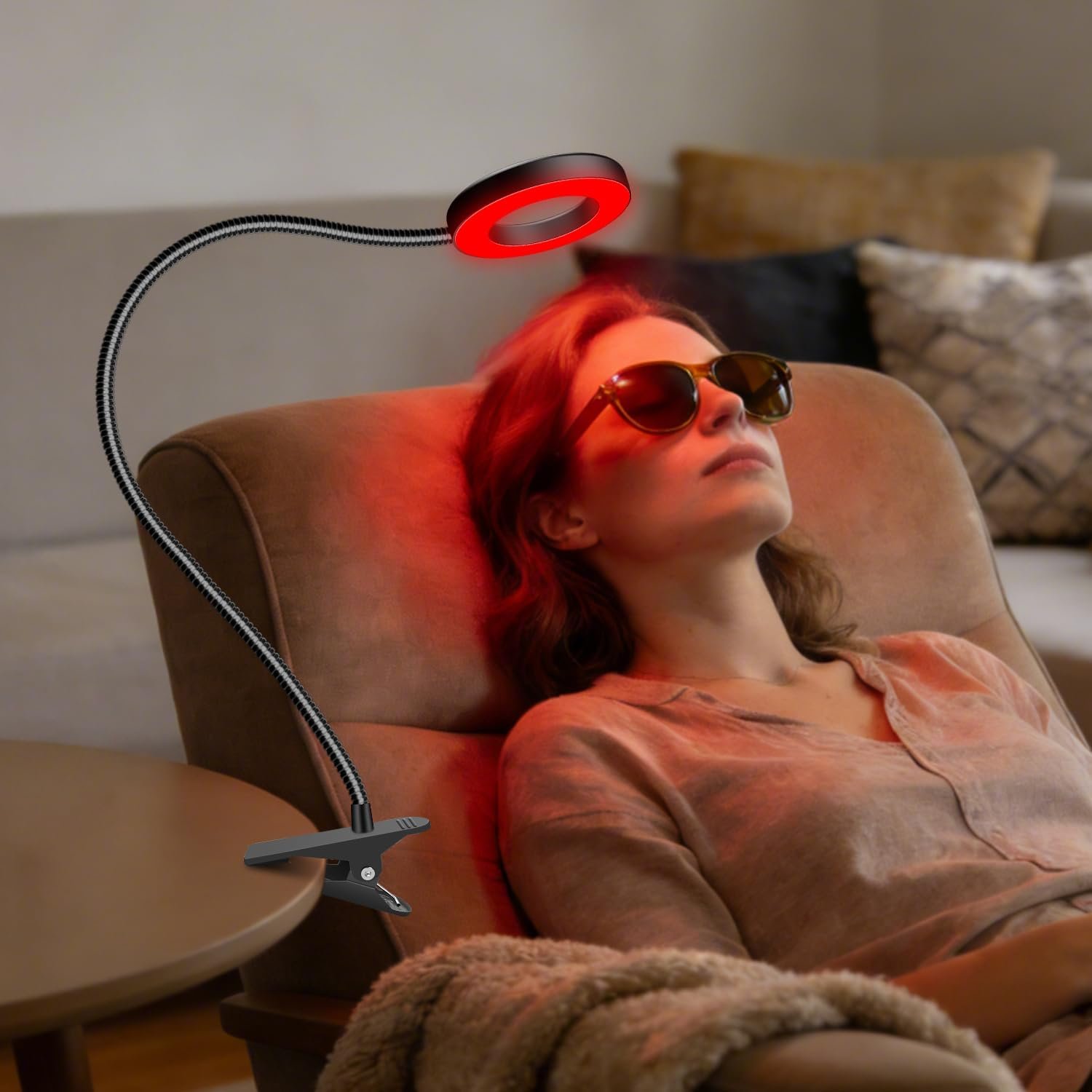 Aumtrly Red Light Therapy Lamp for Face and Body, with Clip, Black, 40 LED