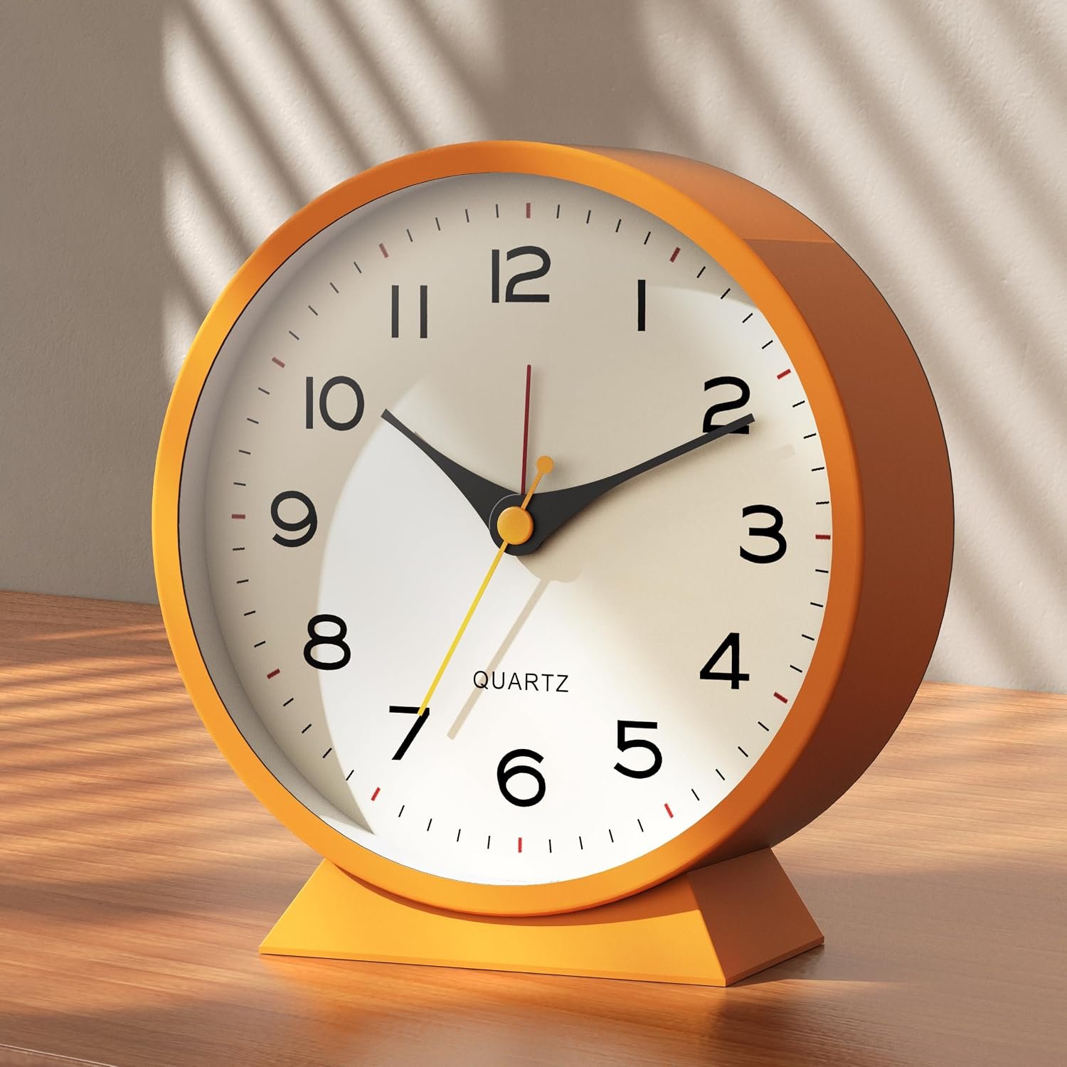 AYRELY® 4.5″ Analog Alarm Clock, Small Retro Desk Clock and Table Clock